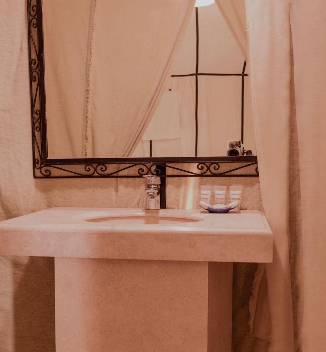 Merzouga Glossy Camp Εξωτερικό φωτογραφία